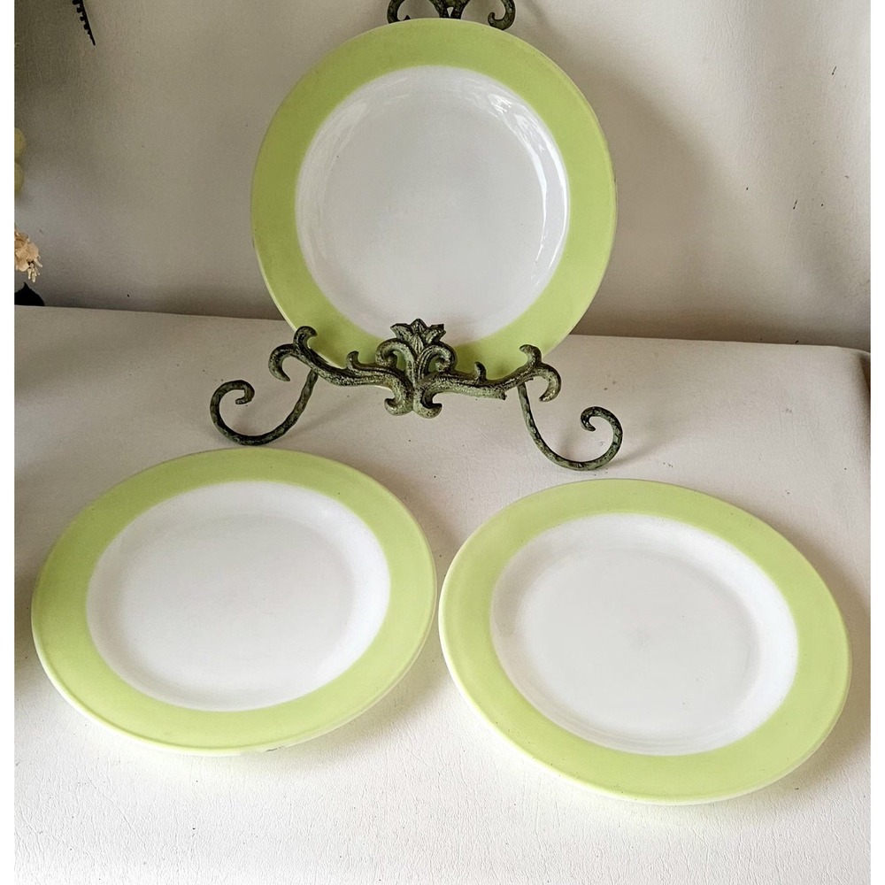 Vtg Pyrex White W/ Lime Green Band Dinner Plates Set Of 3  10"